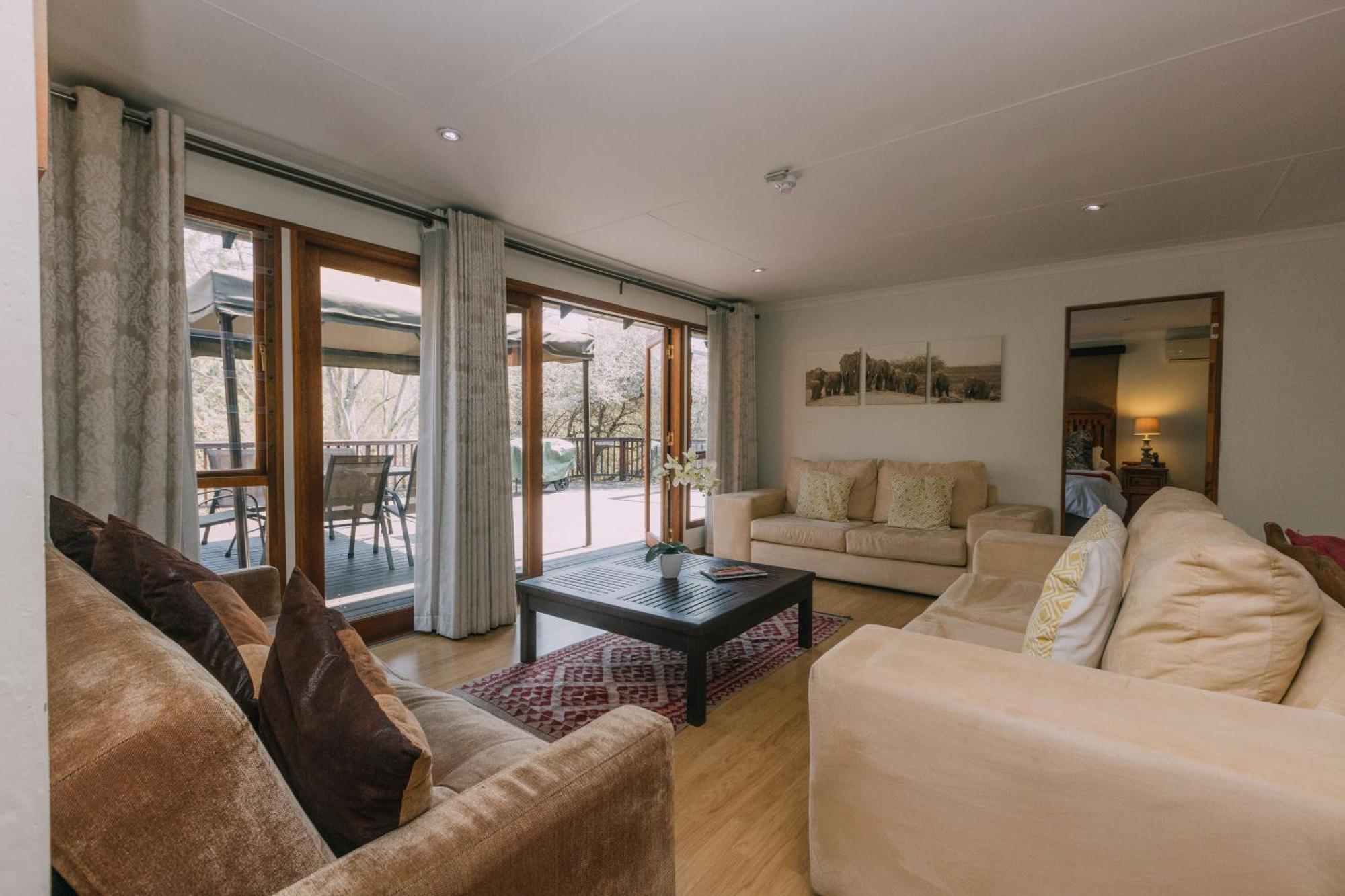 Beetleloop Guest House Νέλσπρουιτ Εξωτερικό φωτογραφία
